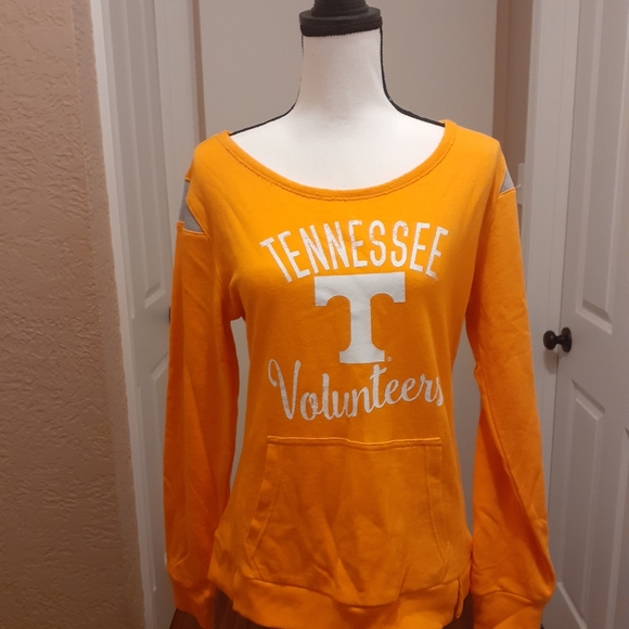 Sweatshirt - Picture 3 of 3